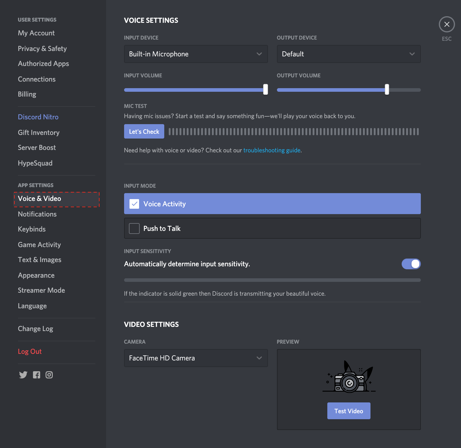 Gaming chat app Discord tests video calls and screen sharing