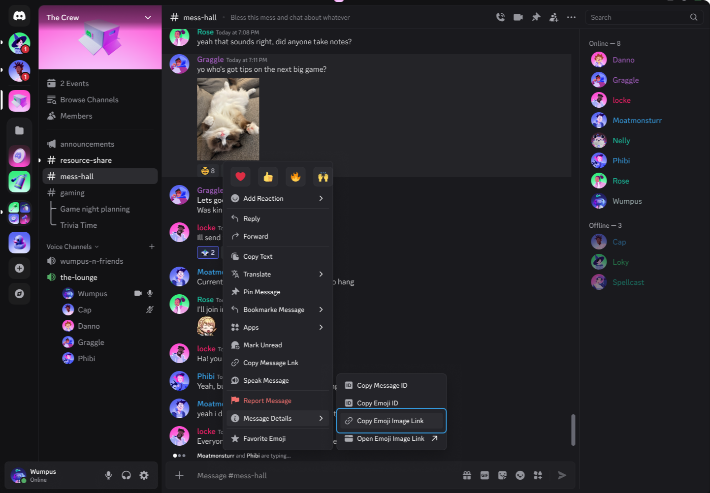 Ejemplo del menú contextual en la aplicación de escritorio de Discord que aparece al hacer clic derecho en un emoji para encontrar la opción Copiar enlace de la imagen del emoji.
